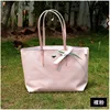 Sac crocodile rose clair