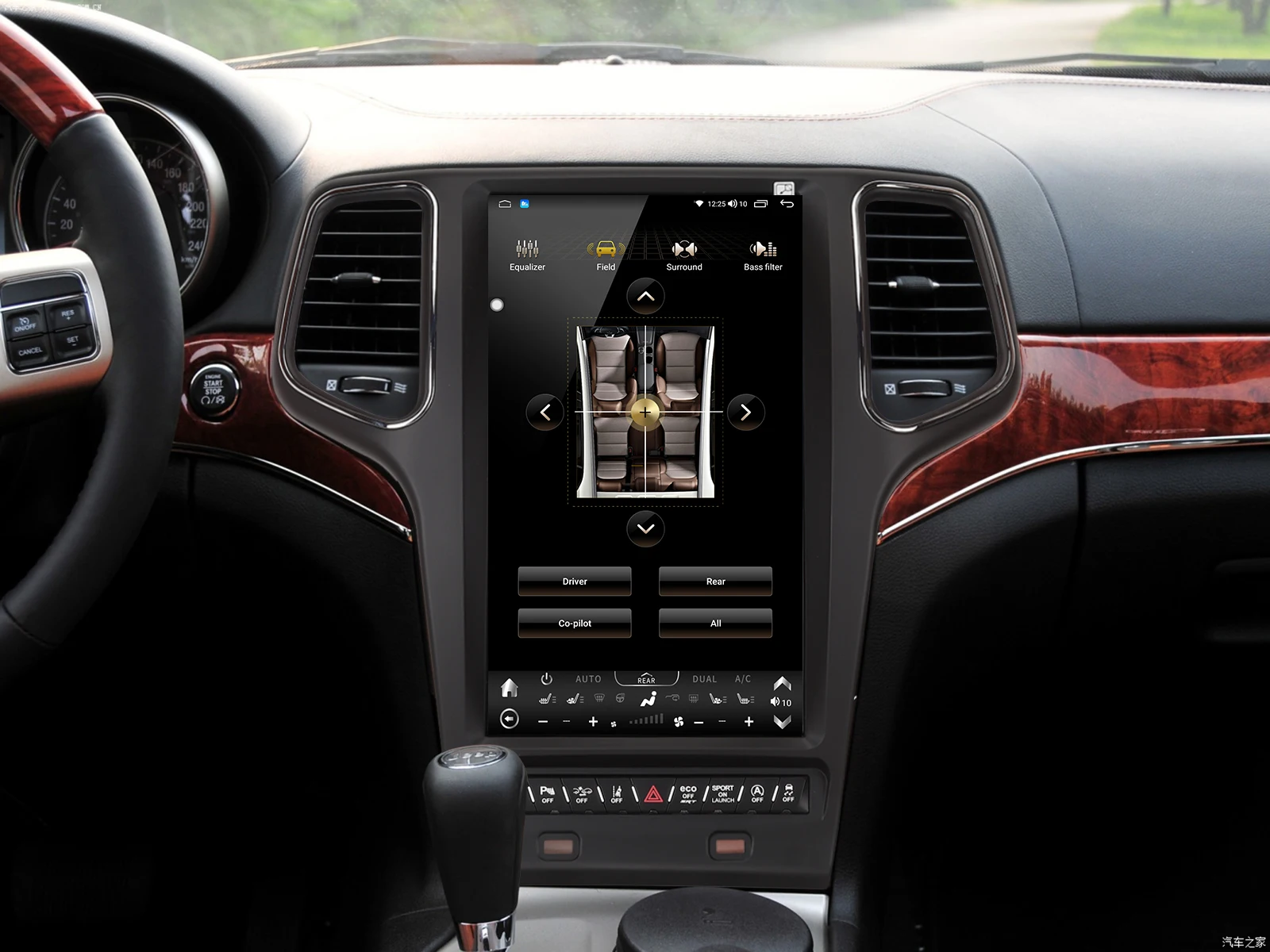 13.6インチ　ジープ　グランドチェロキー　テスラスタイルアンドロイドナビ　アンドロイド11　8G　128G 高品質 13.6インチ ジープ グランドチェロキー テスラスタイル