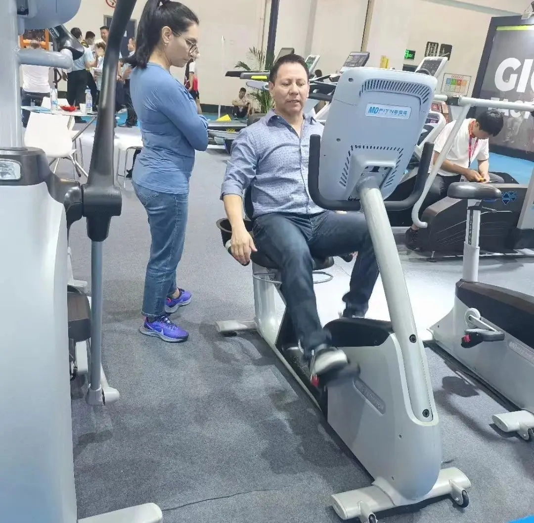 MND-X520 Recumbent Bike - Commercial Gym Cardio Equipment