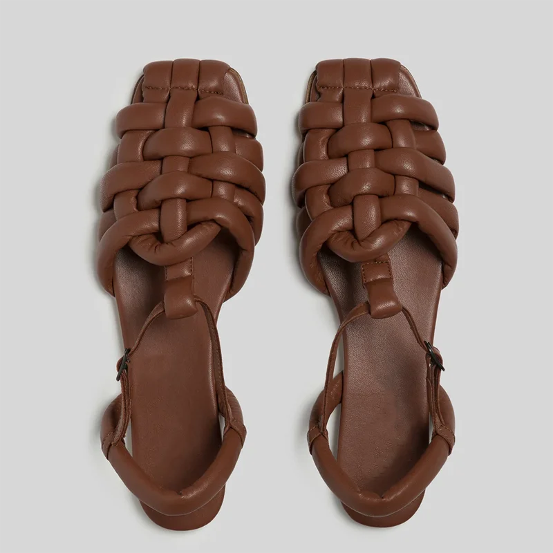 2022 Latest Soft Lambskin square Toe Outdoor Ladies New Fashionable Buckle Strap Sandals