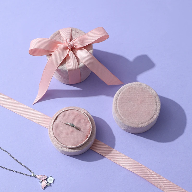 A1 High End Cylinder Velvet Jewelry Box Accessories Storage Ring Pendant Organizer Custom Size Ribbon Gift Box Design supplier