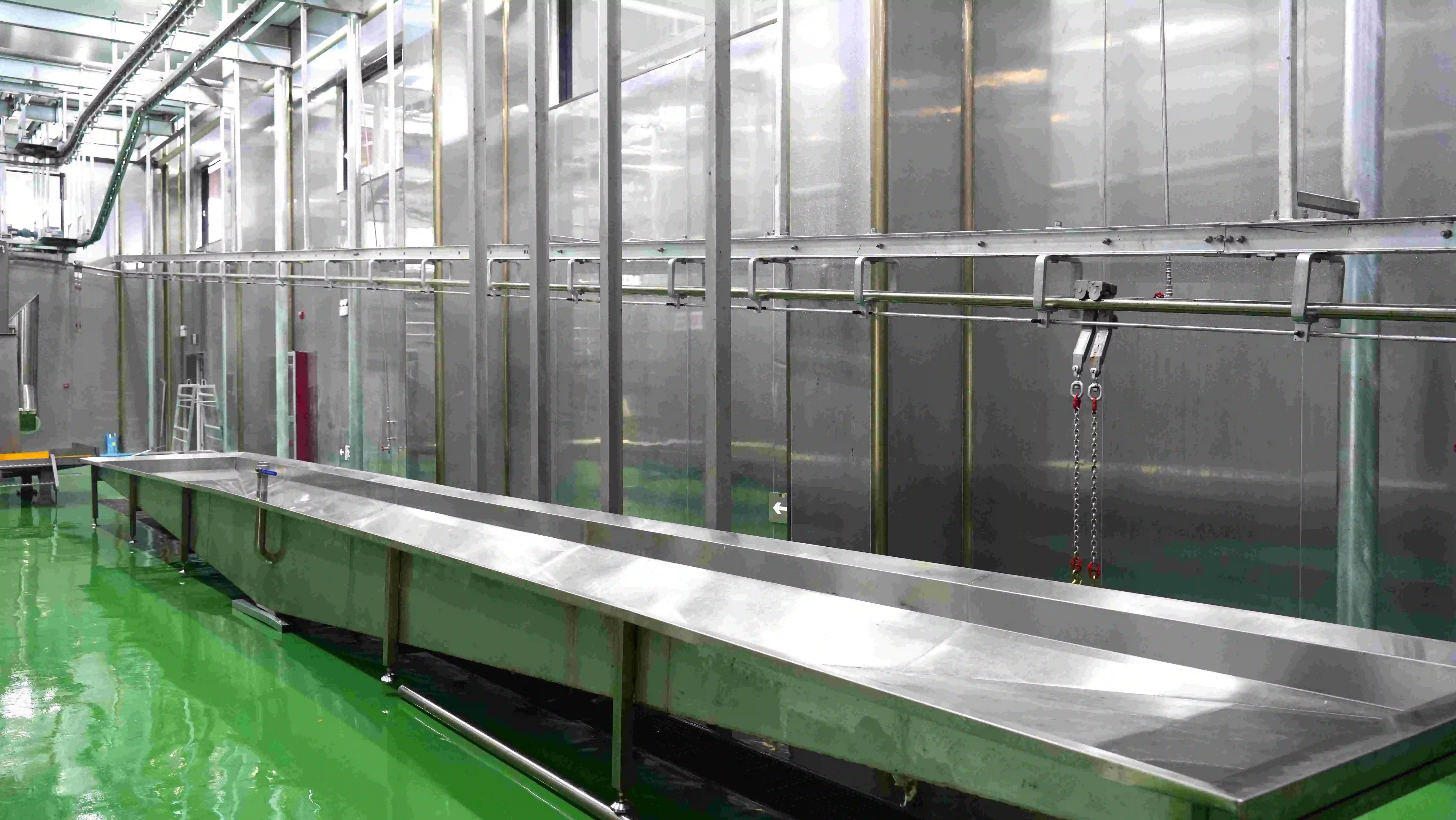 Large cattle slaughtering production line equipment, suitable for beef processing plants
