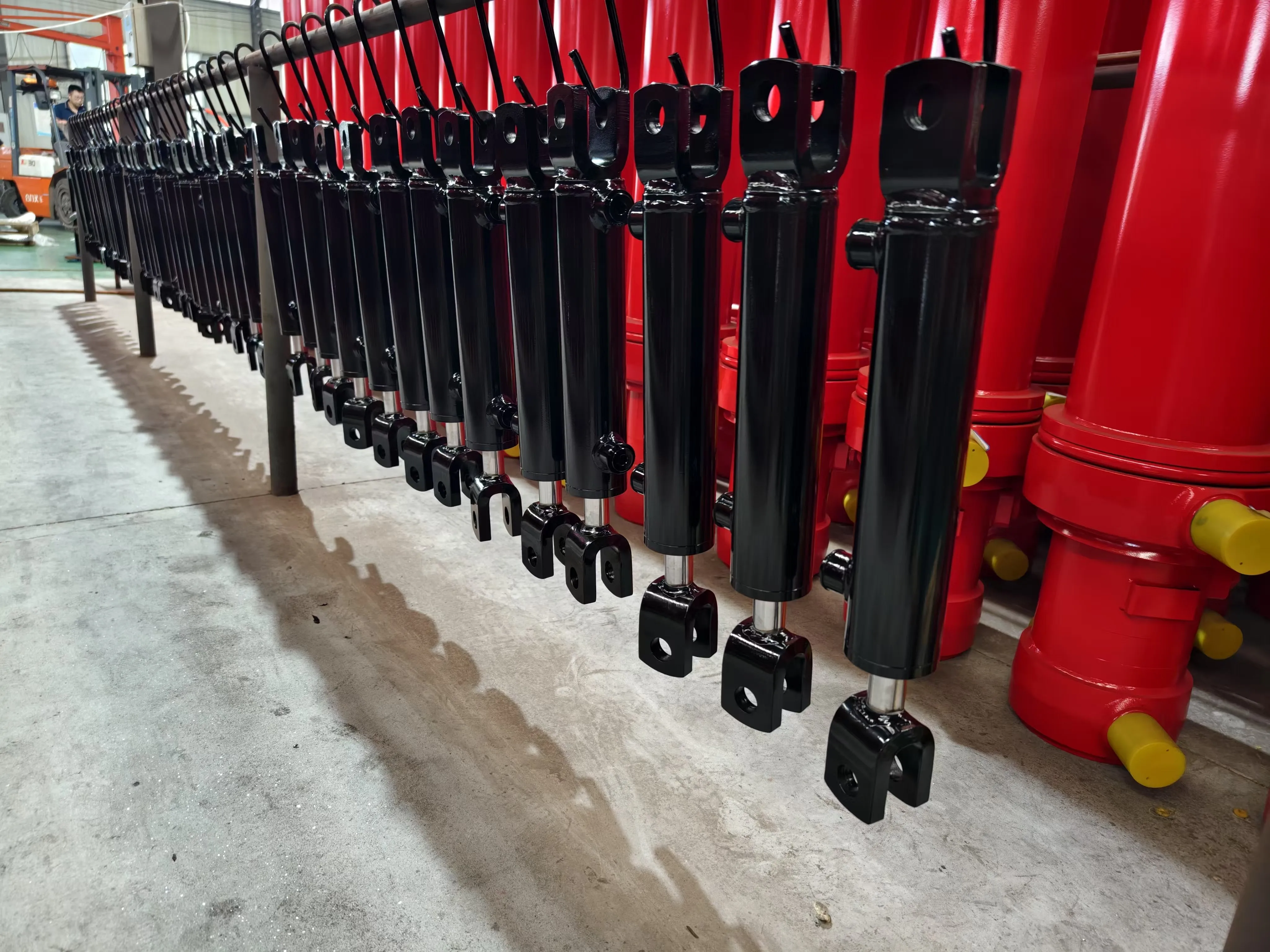 JUNFU Mini Agricultural Machinery Small Two Way Telescopic Tractor Hydraulic Cylinders Manufacturer