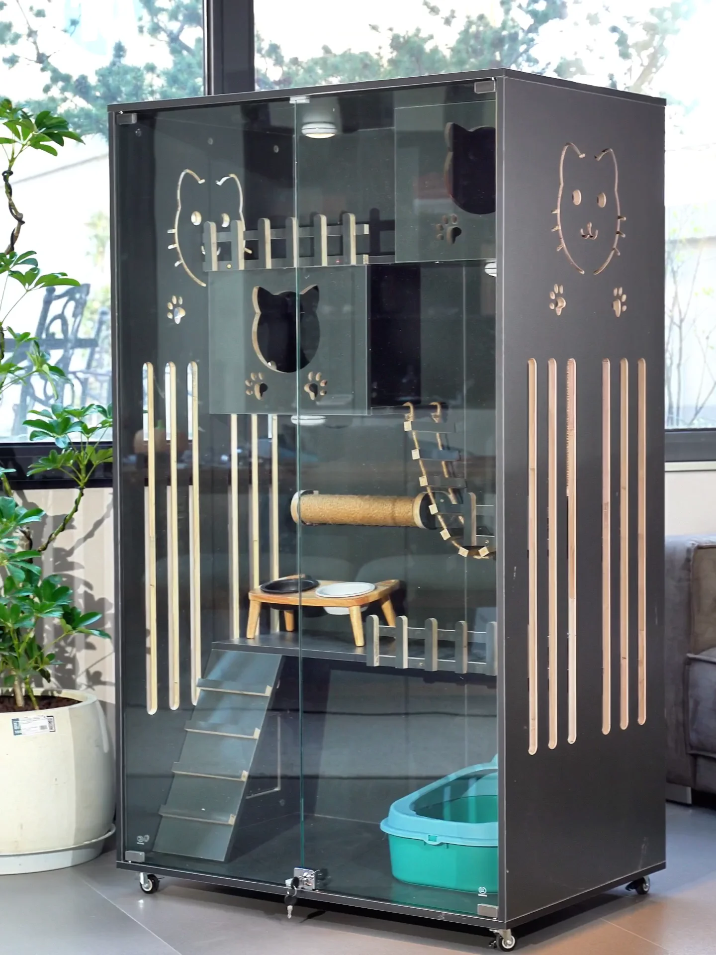 2023 New Climbing Luxurious Indoor Frame Wood Cat Tree House Pet Houses