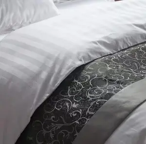 Wholesale Simple White Satin Stripe Duvet Cover Set-1cm Stripe Design Breathable 100% Cotton 300tc