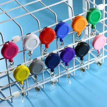 Custom Colorful Plastic ID Card Name Badge Reel Holders Retractable Retractable Badge for Nurses Doctors Classic Accessories