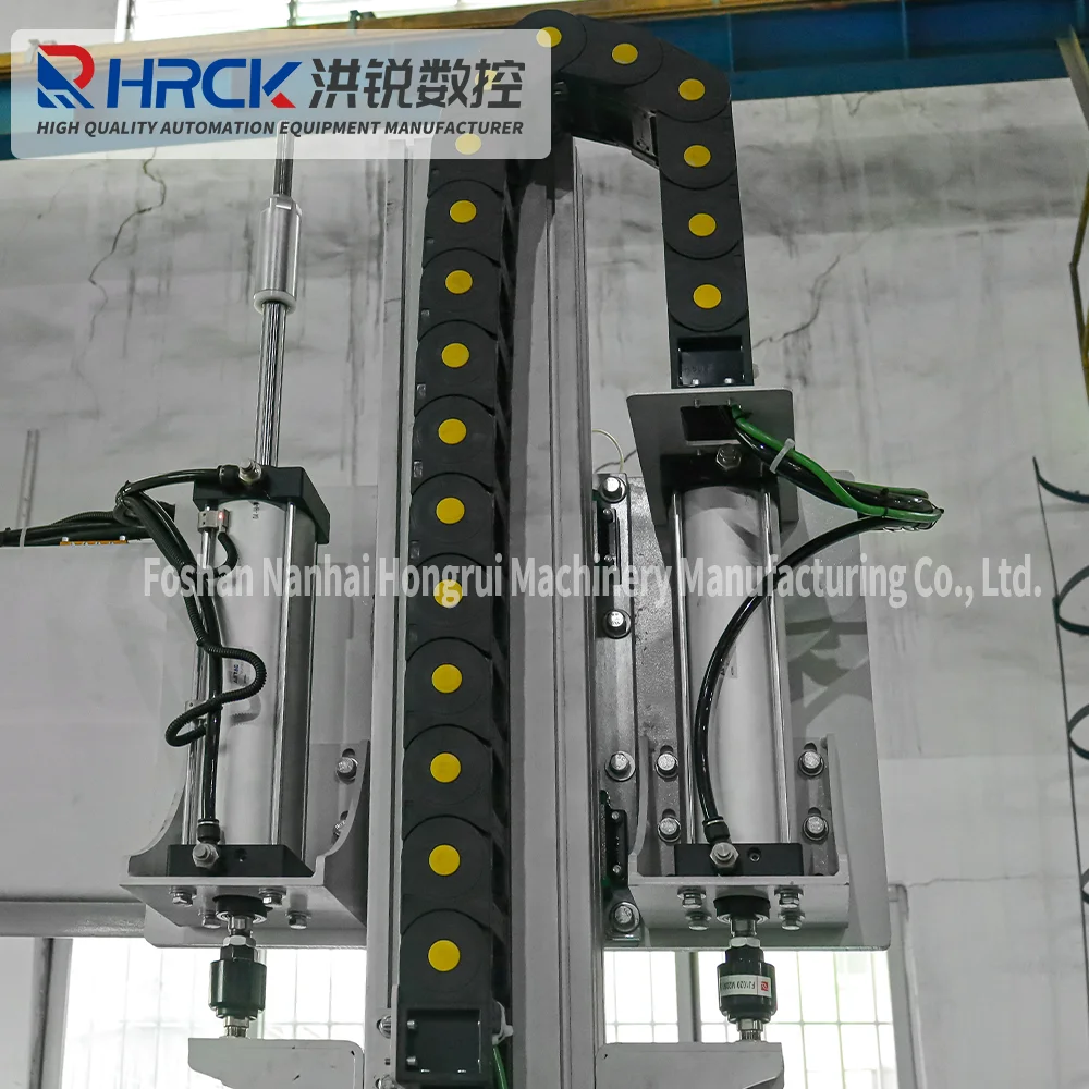 Hongrui single arm automatic gantry manufacturing machine for the woodworking industry