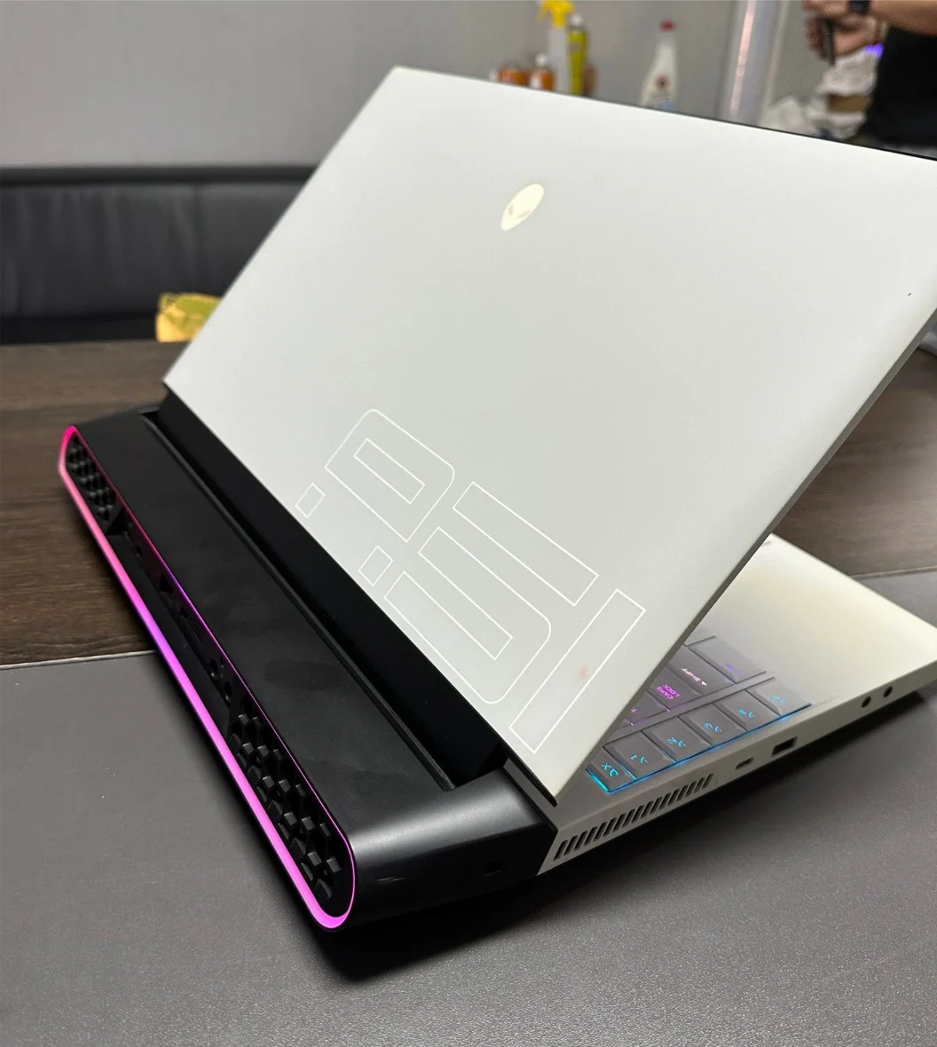 High Performance Gaming Laptops Used Original For Alienware Area 51m ...