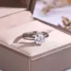 Moissanite 1Carat +GRA Certificate