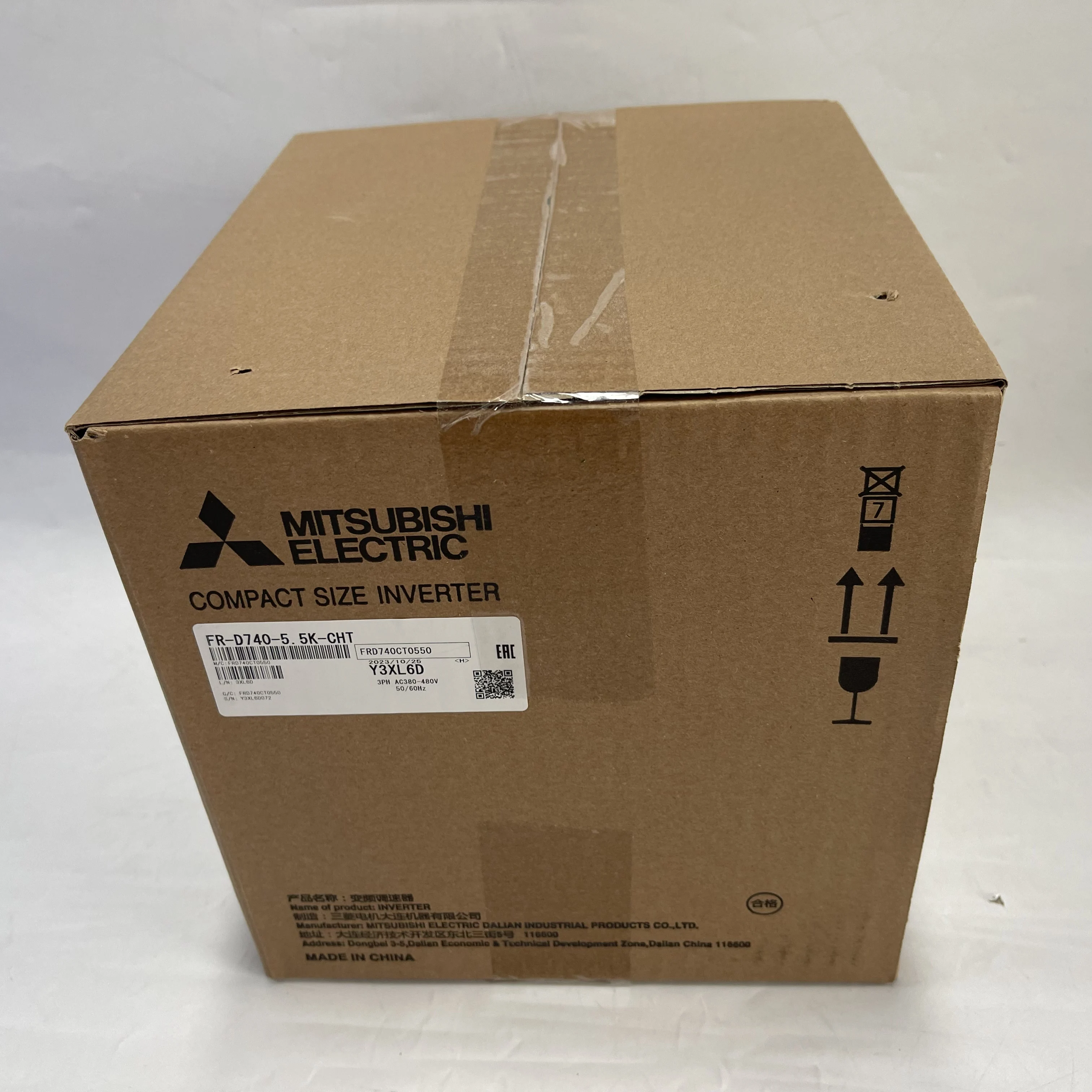 MITSUBISHI Compact Size Inverter FR-D740-5.5K-CHT