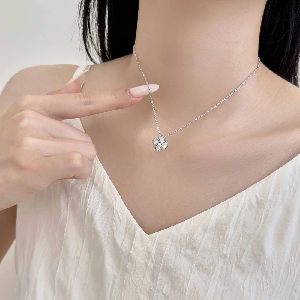 KAKODIY rhodium champagne gold-plated clover necklace four-leaf clover necklace flower lucky pendant exquisite jewelry gift detail 6
