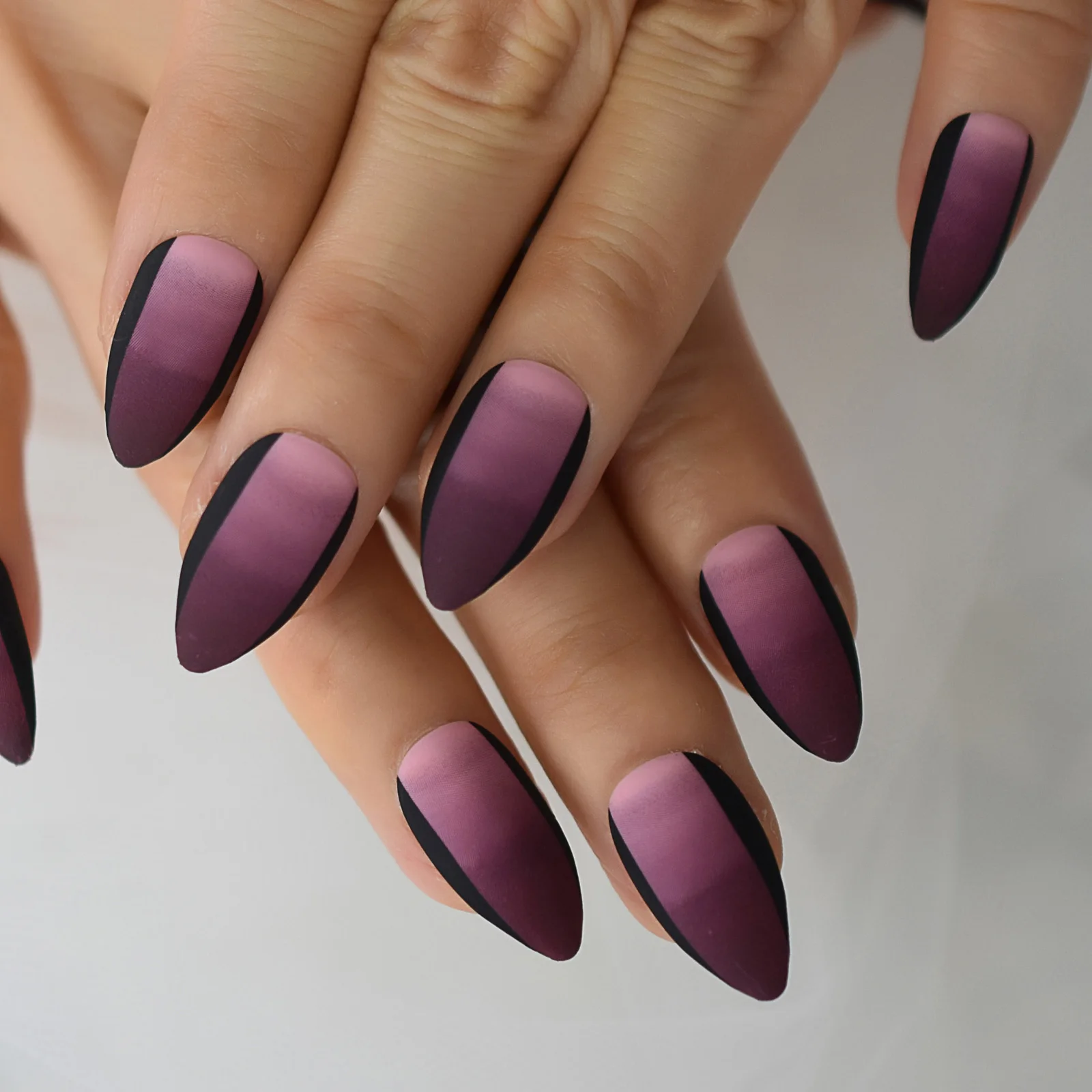 Purple nails using ALMA#96 & Flormar #432