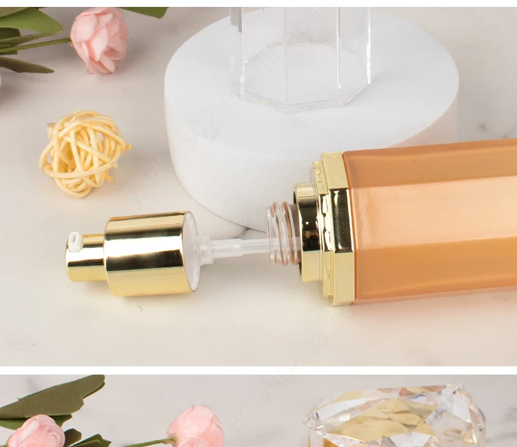 Luxury cosmetic containers and packaging spray pump glass bottles for cosmetics factory