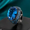 แหวนคริสตัลปลายแหลมสีดำทอง ปรับขนาดได้