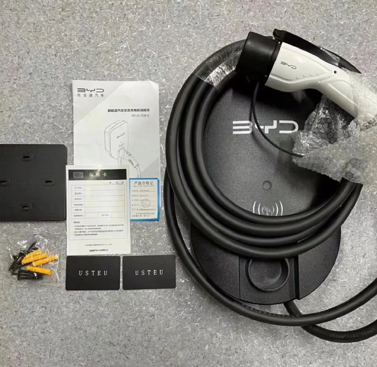 Yüksek kaliteli BYD orijinal AC 7KW 32A Wallbox hızlı elektrikli