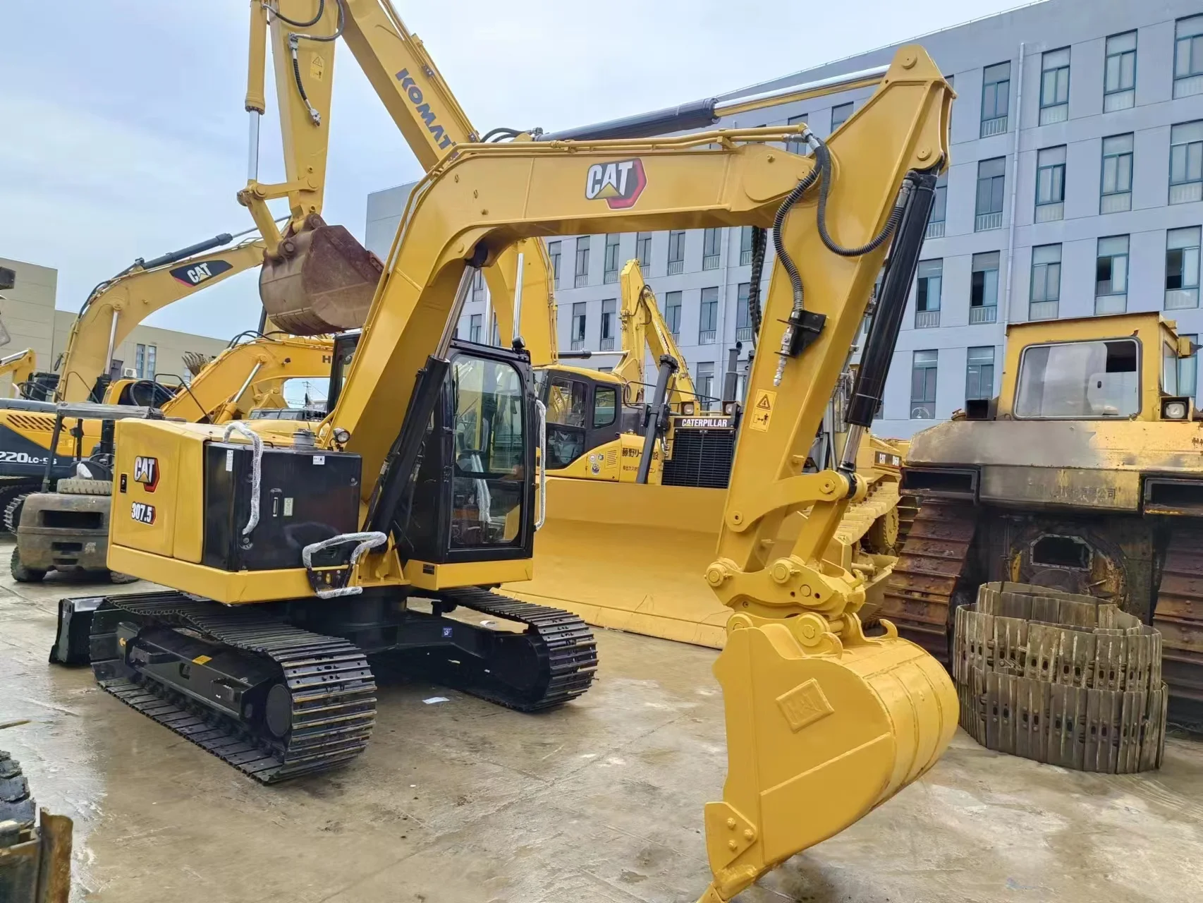 6ton Mini Excavator Digger Used CAT 303.5E Crawler Excavator Digger Caterpillar Excavator for Sales