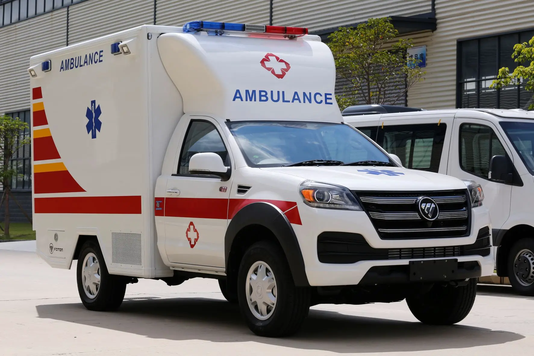 4x4 FOTON Ambulance Vehicle Emergency Monitoring Emergency Medical Hospital Ambulance Car Price for Sale