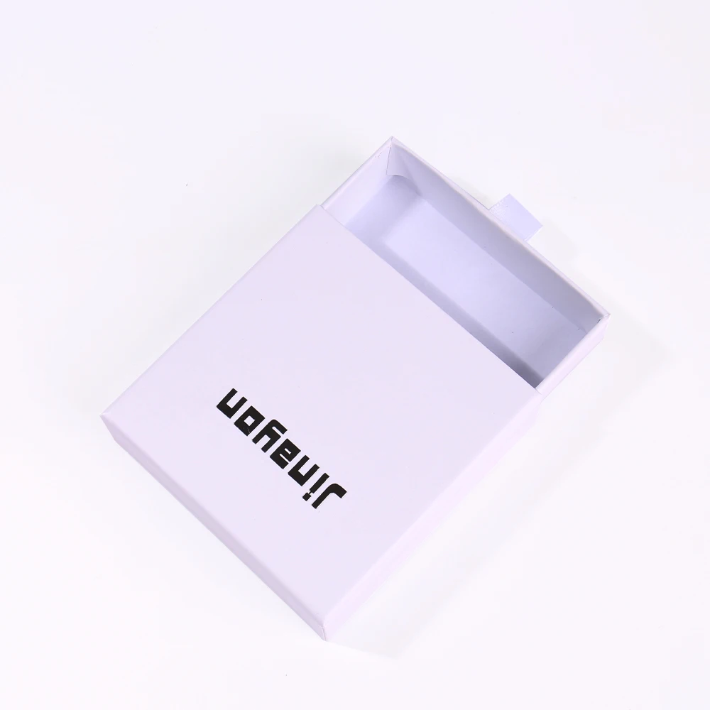Individuelle weiße Schmuckverpackungsschachtel, feste Schublade mit Silberprägung, Logoschaumstofffutter, Mattlaminat, Schleifenband, Handschütteln