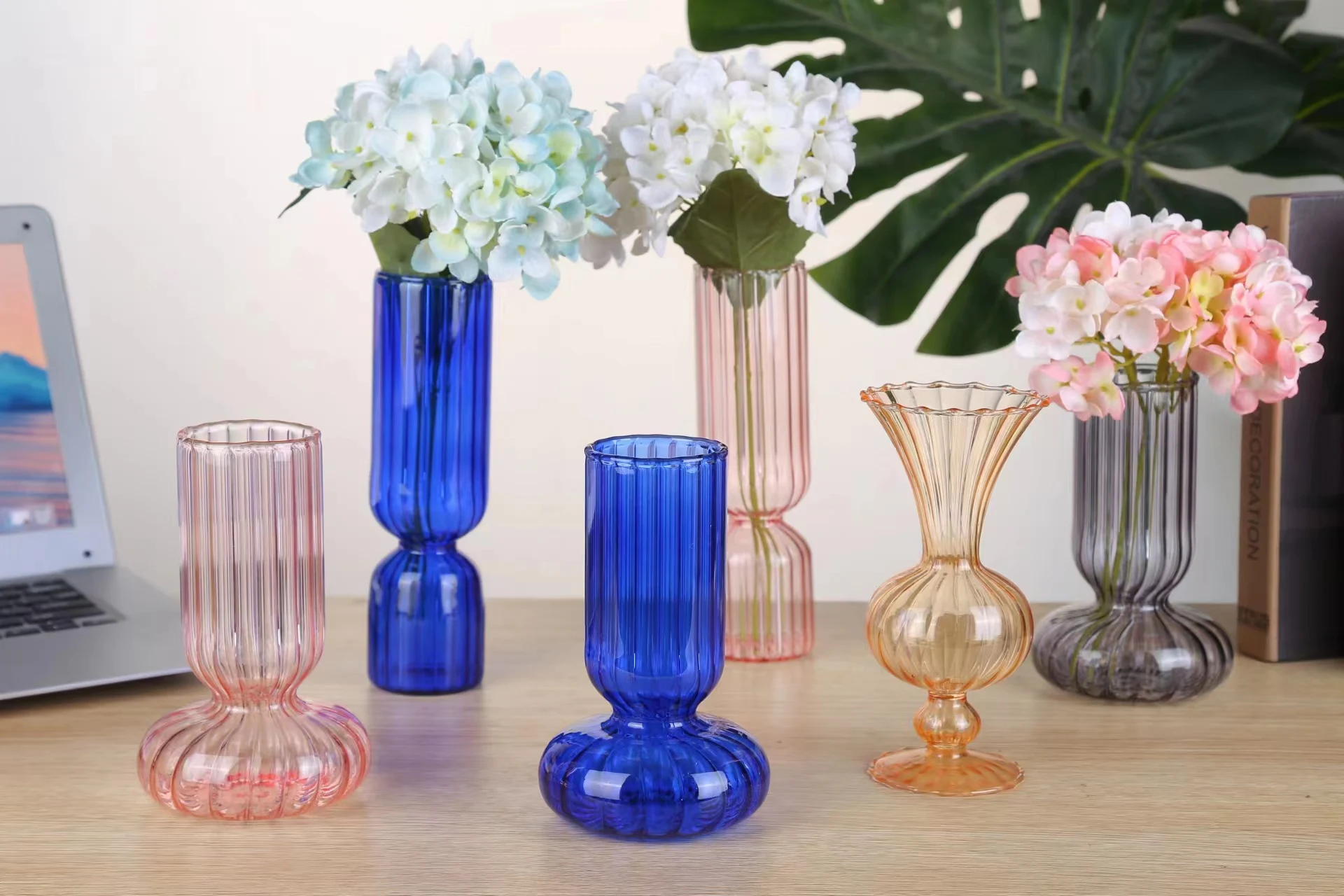 Professional Customization Bulb Glass Cone Shaped Vase Tube Colorful