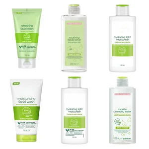 Simpple 200ml Moisturizing  Toner Deeply Nourishes and Improves Dull Skin with a Refreshing Non-greasy Cream