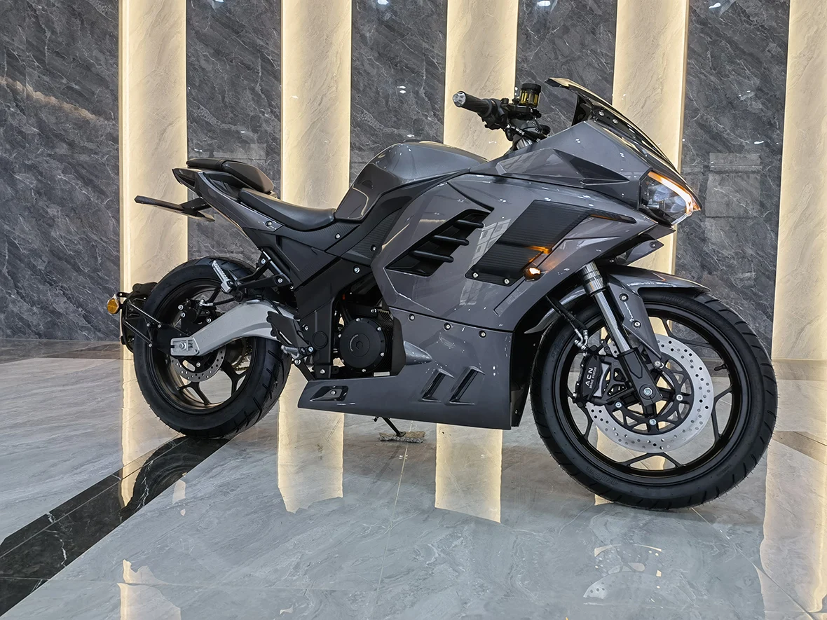 LANYANG factory  wholesale Super Speed central racing electric motorcycle for sale 240km Electric scooter