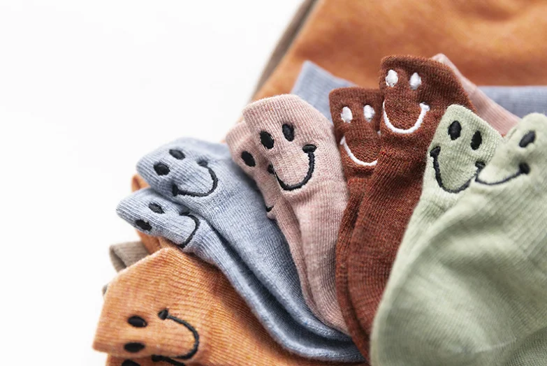 HF Women socks spring and summer smiley face embroidery boat socks cartoon ankle short socks