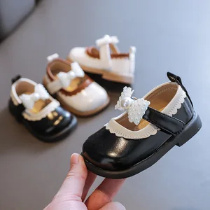 China Cheap Beautiful Leather Shoes for Kids