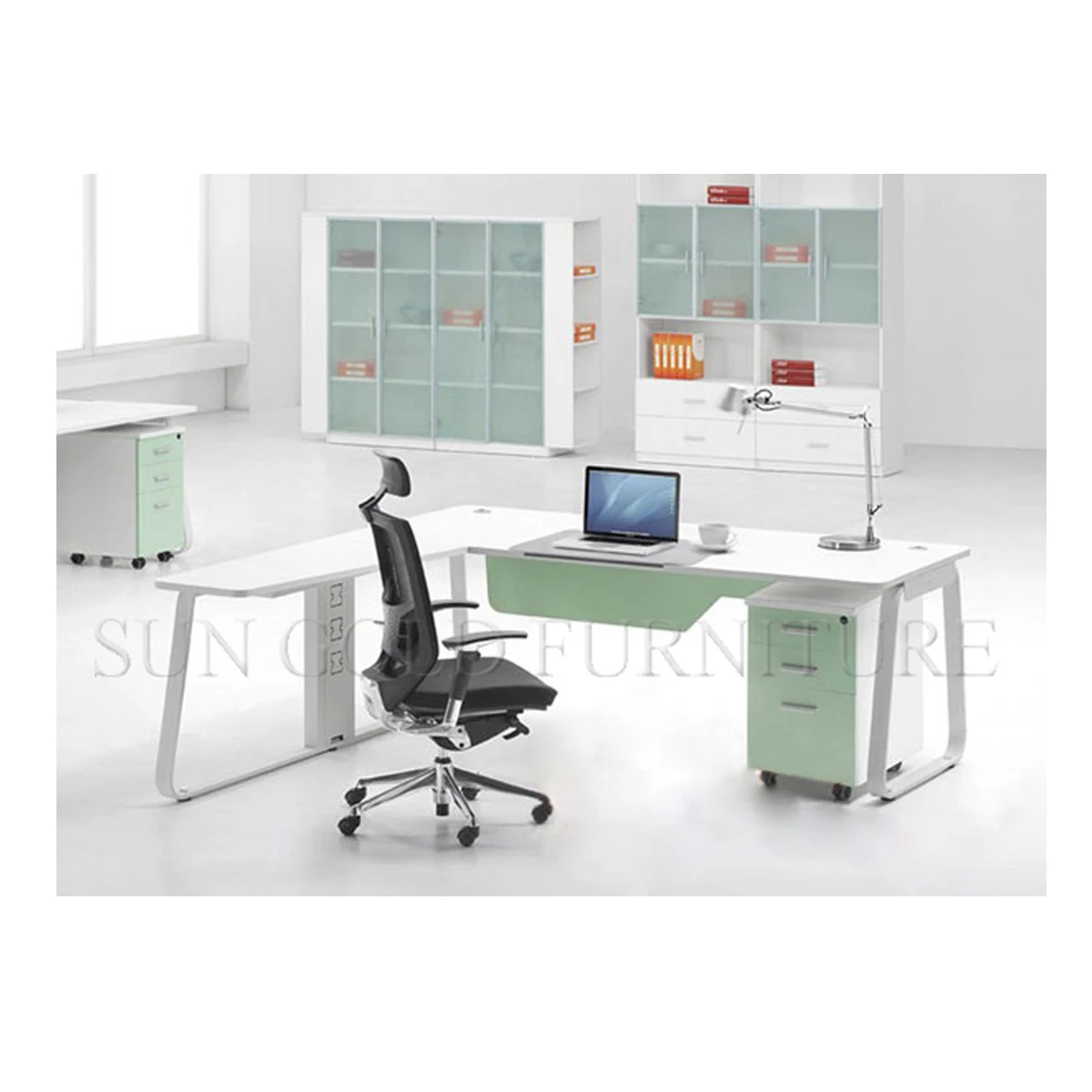 Simple Design White Modern Wooden Office Table Steel Frame Computer Table for Manager Desk