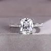 Q752 white gold