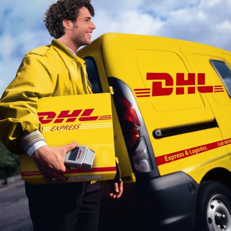 Экспресс доставка. DHL. Фирма DHL. Курьер DHL. Почта DHL.