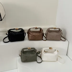 New Style Simple Solid Color Winter Fashionable Large Capacity Crossbody Bag Retro Personalized Shoulder Bag for Women