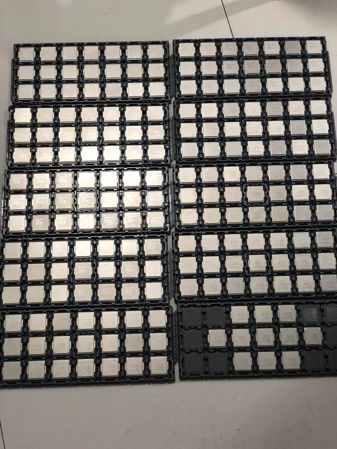 Intel Core i3-9100 6個セット Amazon.com: INTEL Bulk Tray INTEL CORE I3-9100 Processor (6M