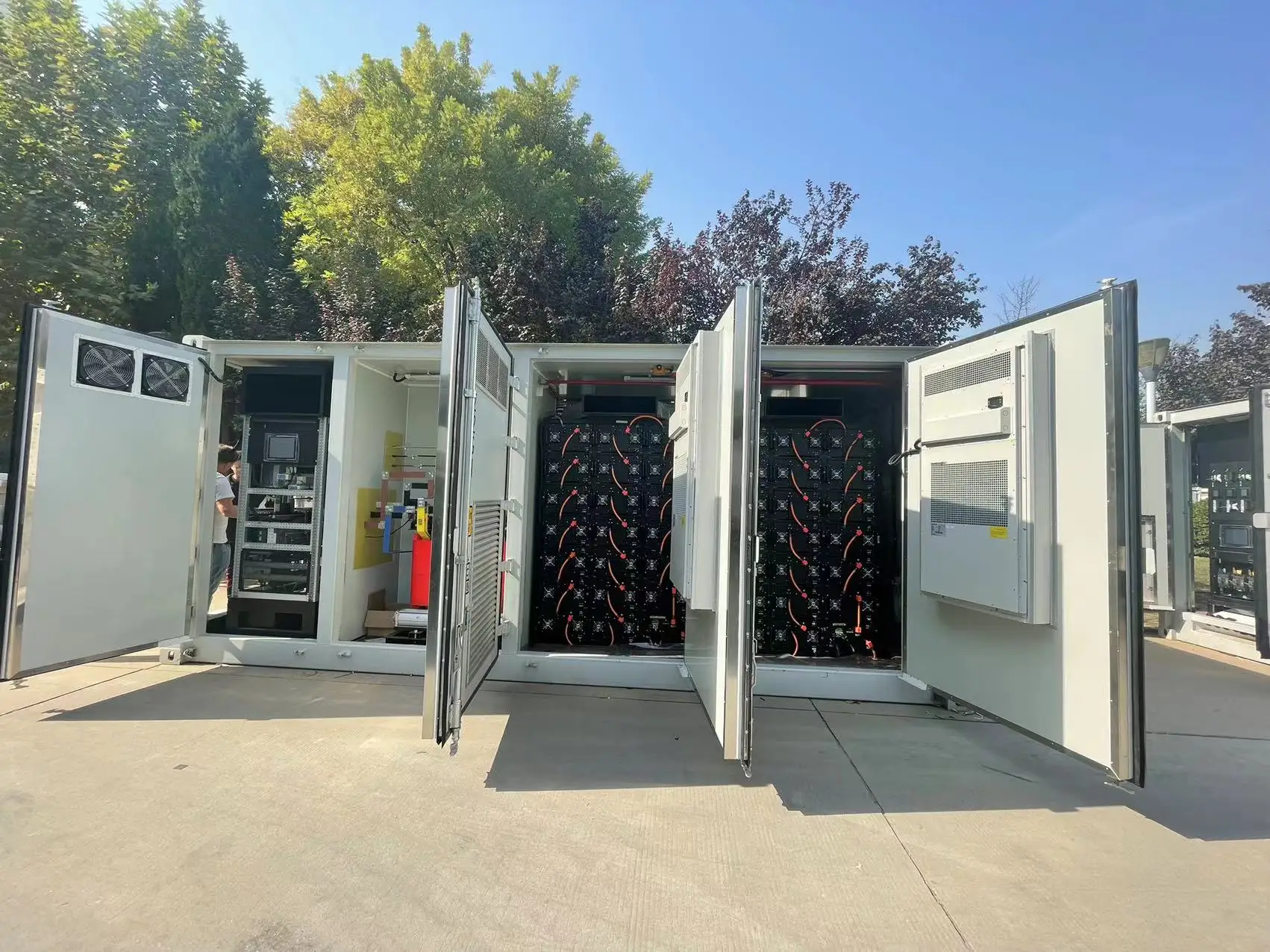 20ft 40ft Centralized Battery Energy Storage Container 500kwh 1mwh 2mwh Battery Energy Storage 7213