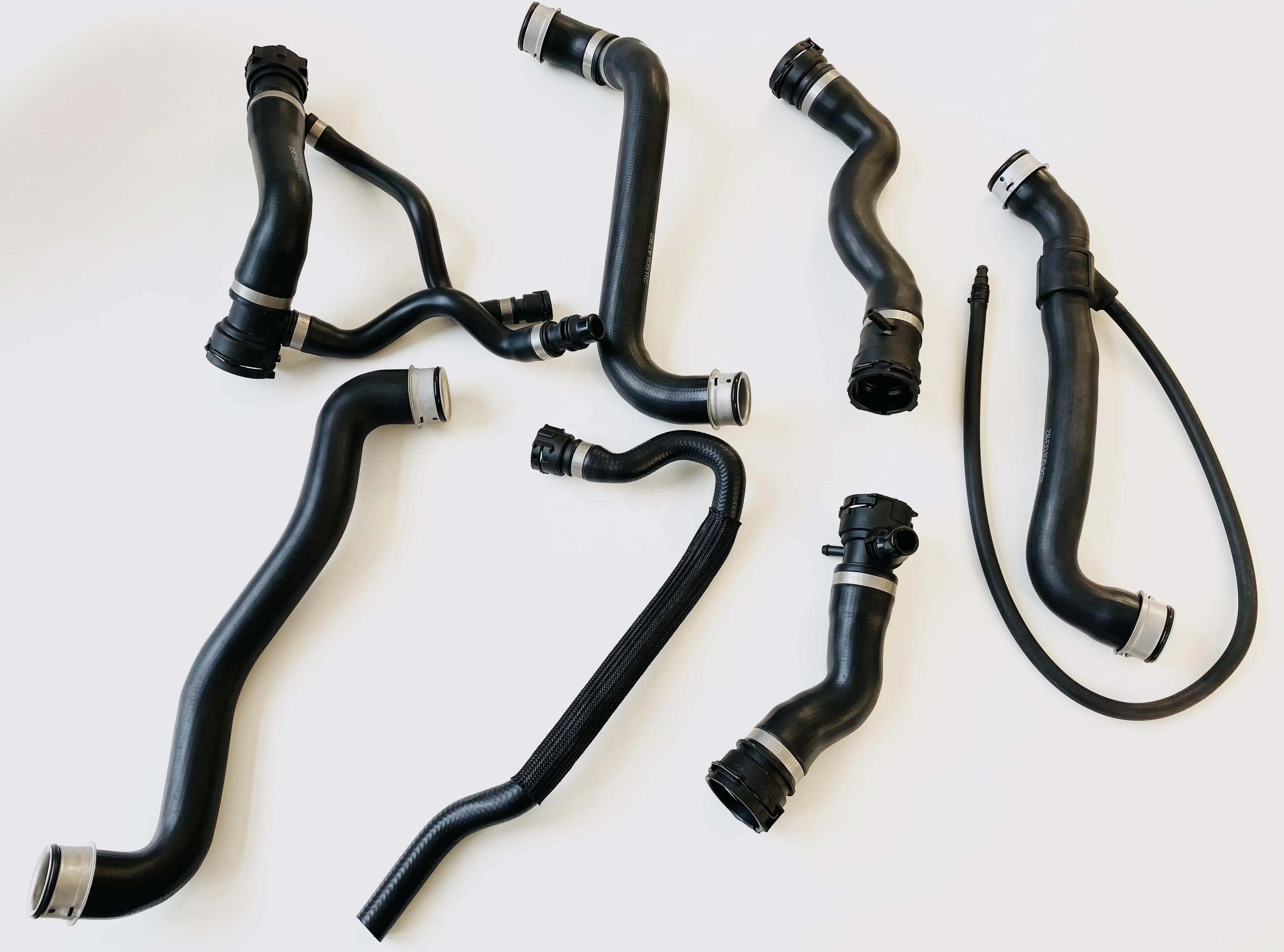 BMW E60 Engine Coolant Hose 11537522999 - Reliable Performance