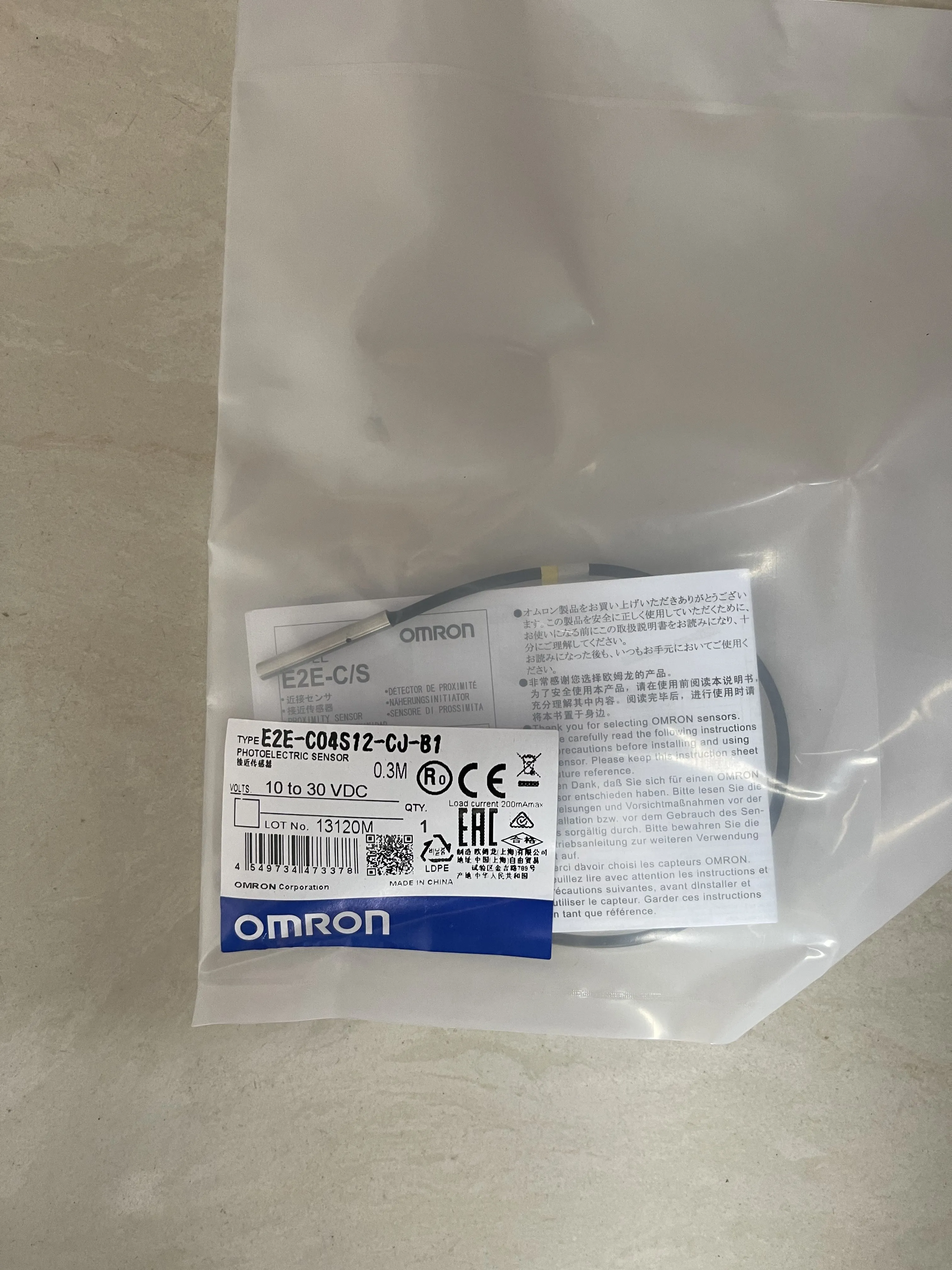 Omron Proximity Sensor E2E-C04S12-CJ-B1