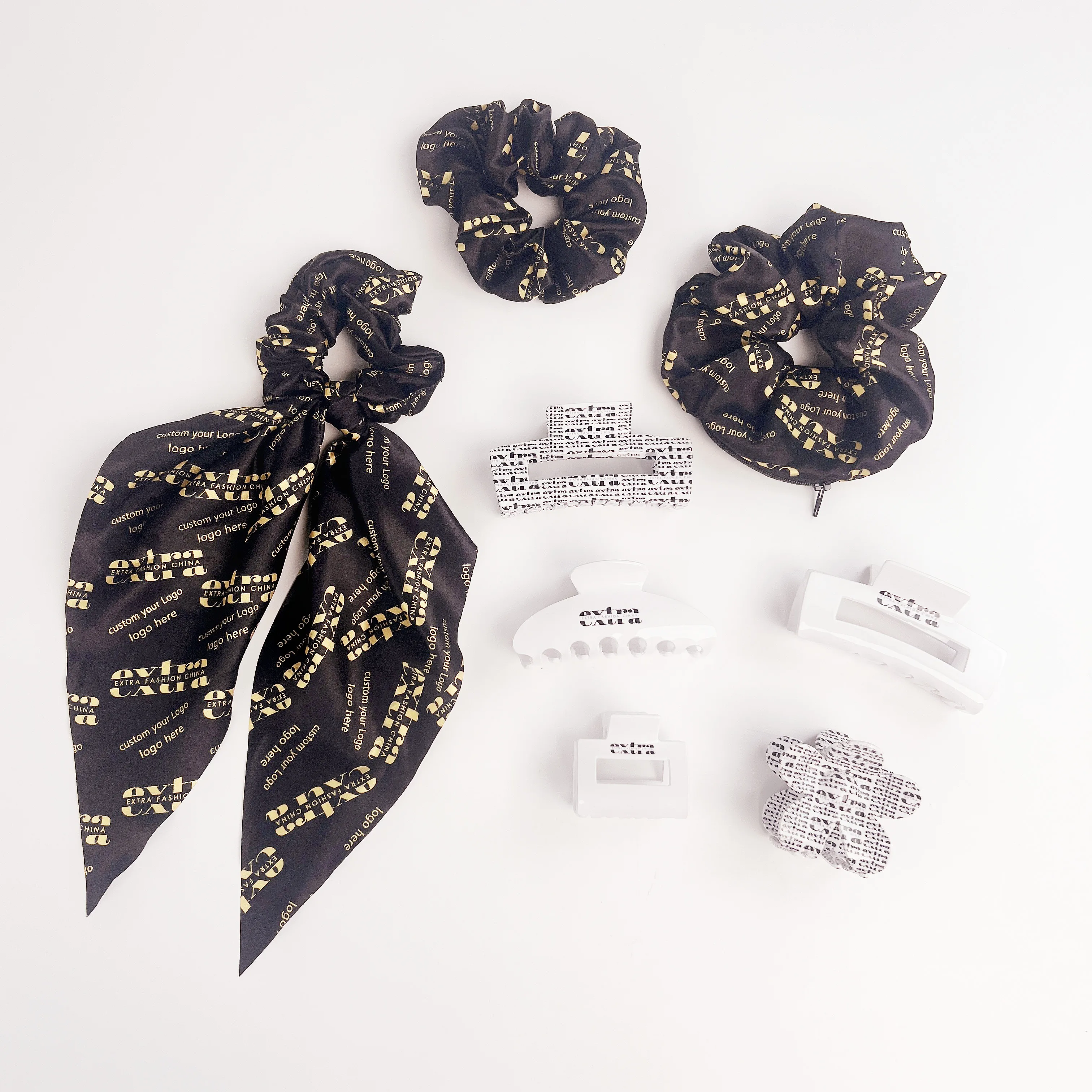 4pcs Stylish Logo Print Scrunchie Hair Tie Cheetah Print Velvet Scrunchie Hair Ties - 4pcs Elastic  main image 2