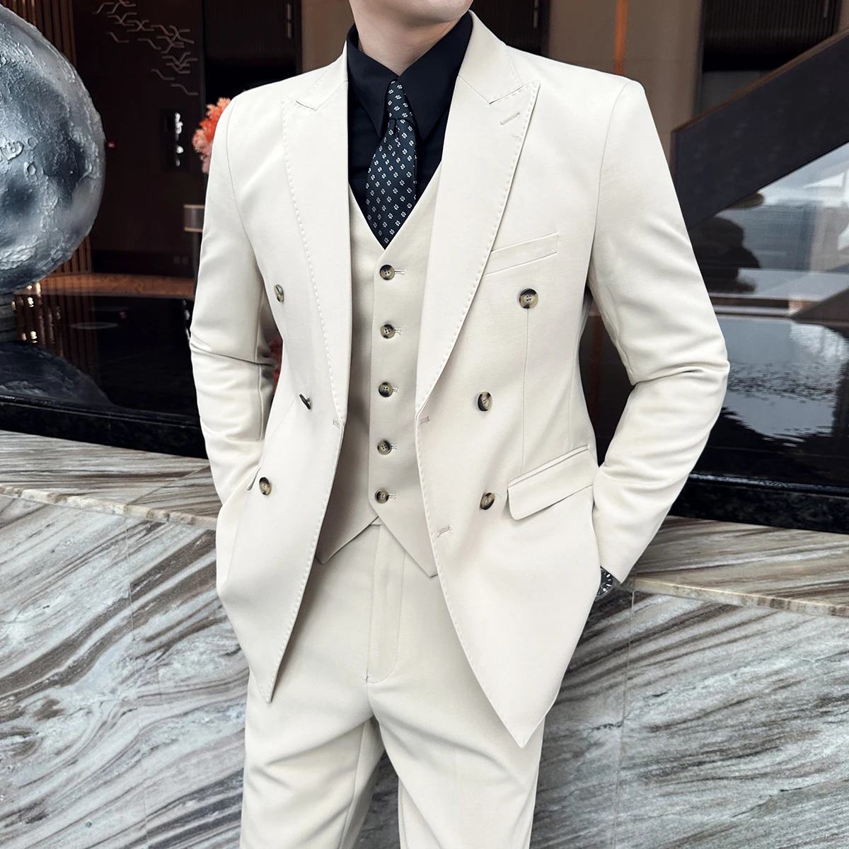 Hot Sale Grid Notched Lapel Male Cheap Three Piece Suit Groom