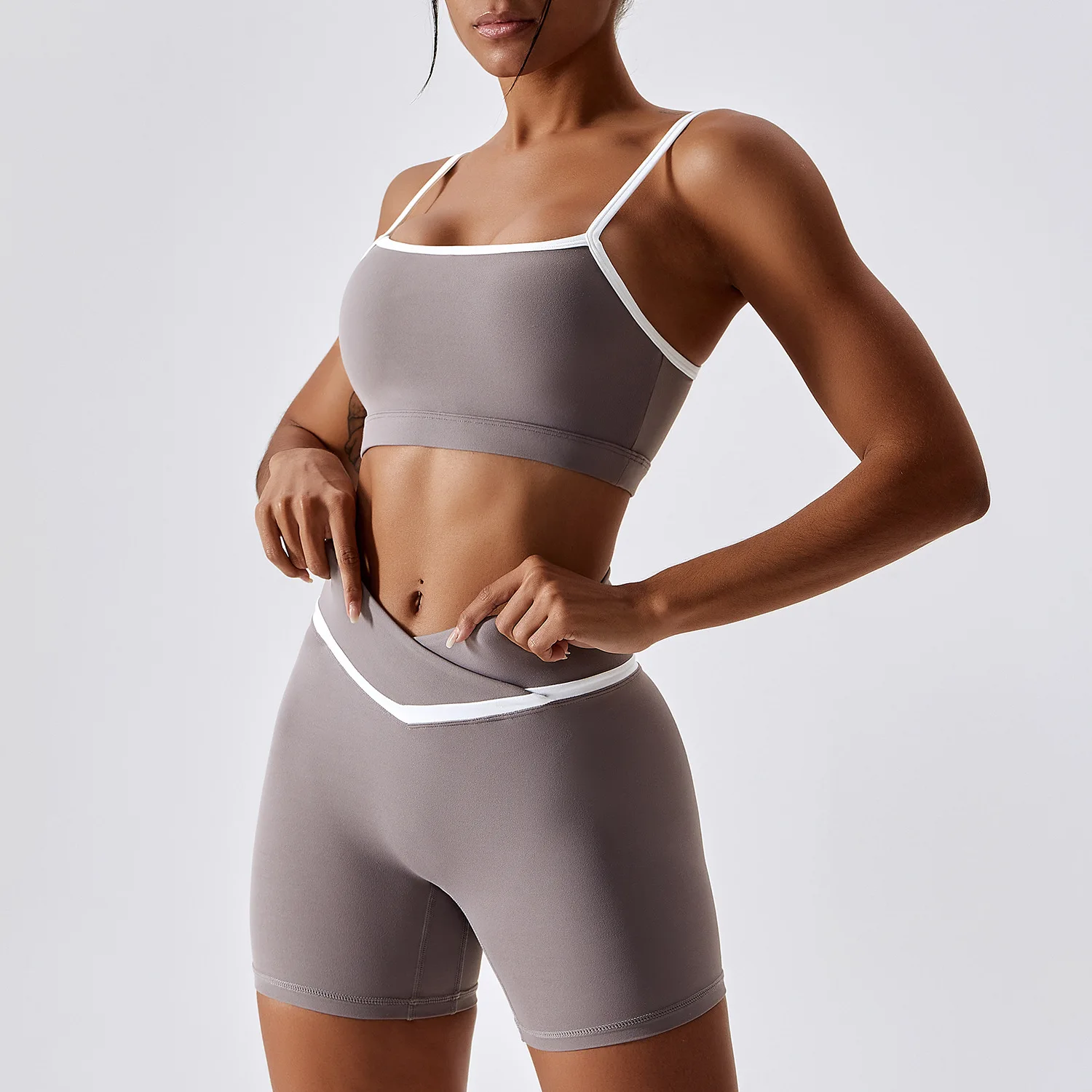 Lulu-sujetador De Yoga Ajustado Para Mujer,Ropa Interior Deportiva Para  Correr,A Prueba De Golpes,2023 - Buy 2023 Empalme De Contraste De Color  Nude Sujetador De La Yoga Lulu Apretado Corriendo Deportes Ropa Interior