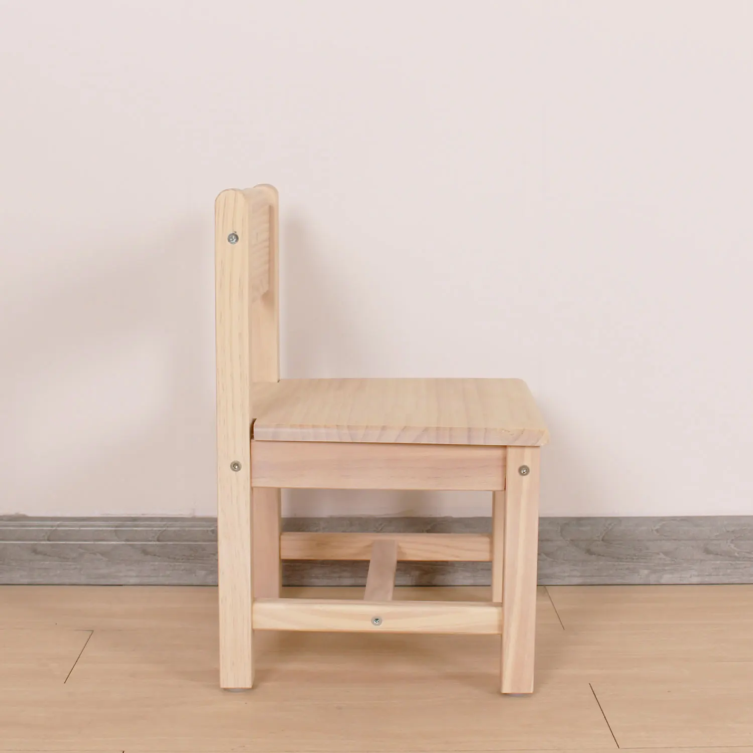 Wholesale Daycare High Quality Table And Solid Wood Set Party Chair For