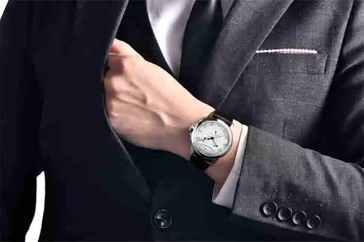 1780 Классические кварцевые часы с силиконовым ремешком