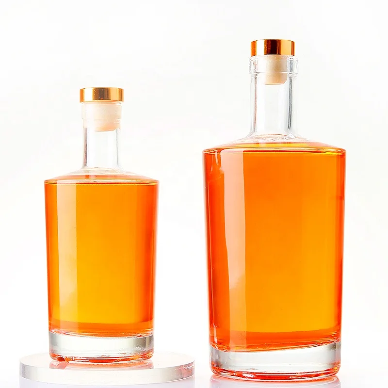 Factory Wholesale1000ml 750ml 700ml 500ml Vodka Spirit Gin Rum Glass Liquor Bottle with Cork