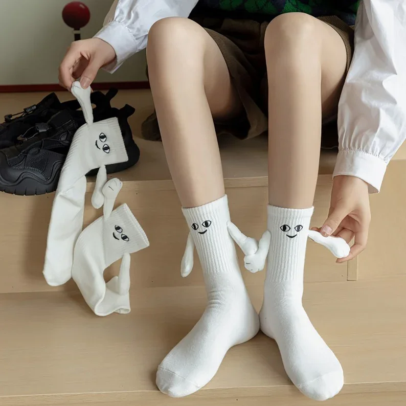 Cute Embroidered Smile Magnetic Holding Hand Friendship Couple Socks ...
