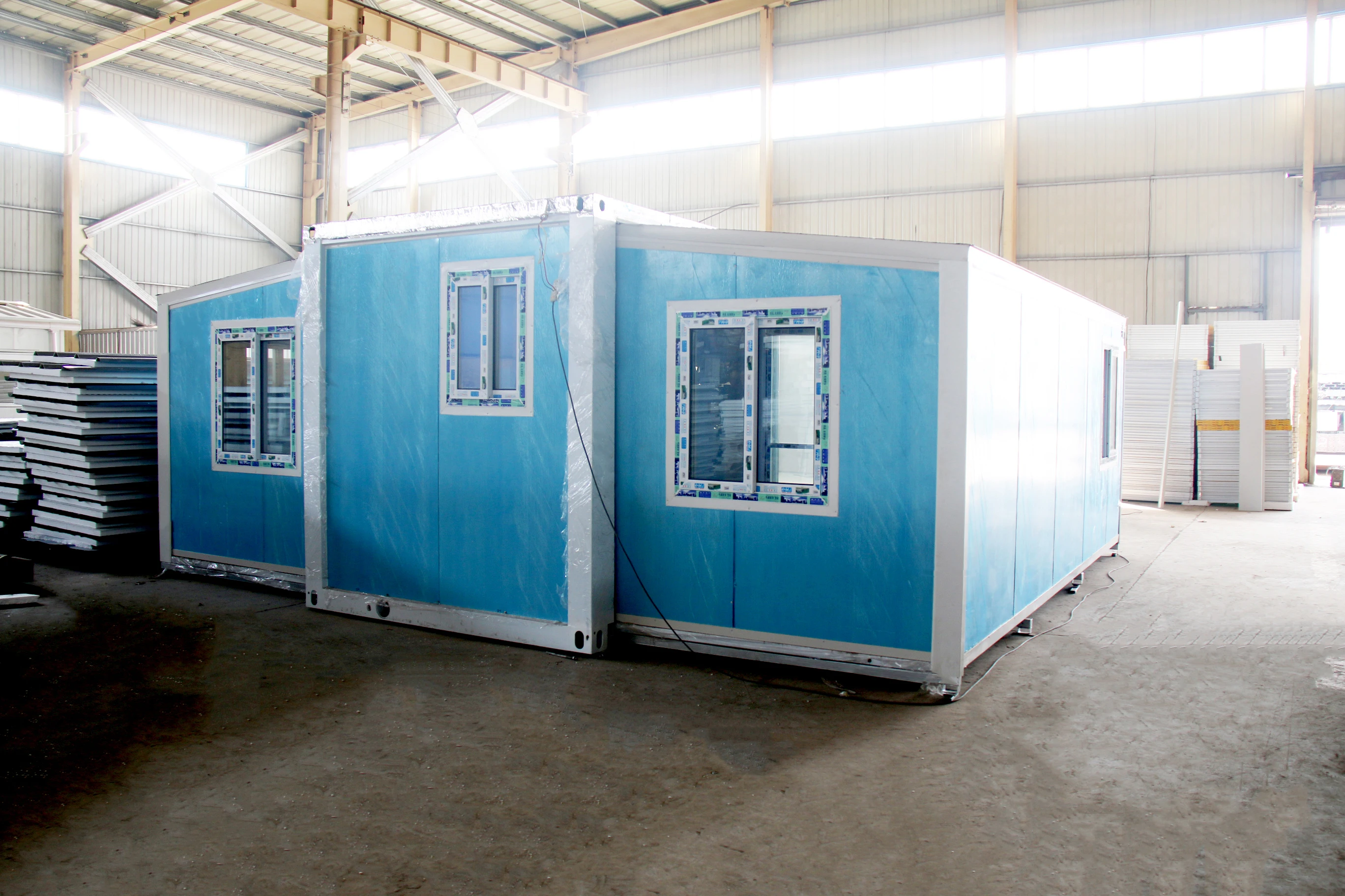 Standard Prefabricated Low Cost Mobile Prefab Expandable Office House