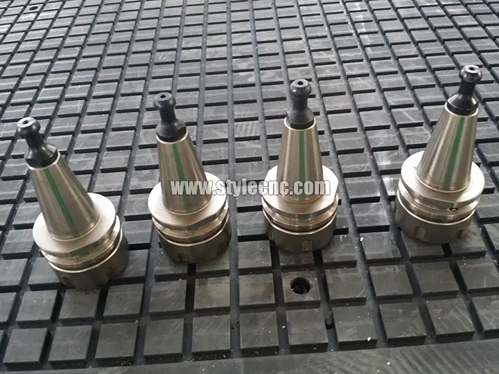 Linear ATC CNC Wood Router with SYNTEC Control System