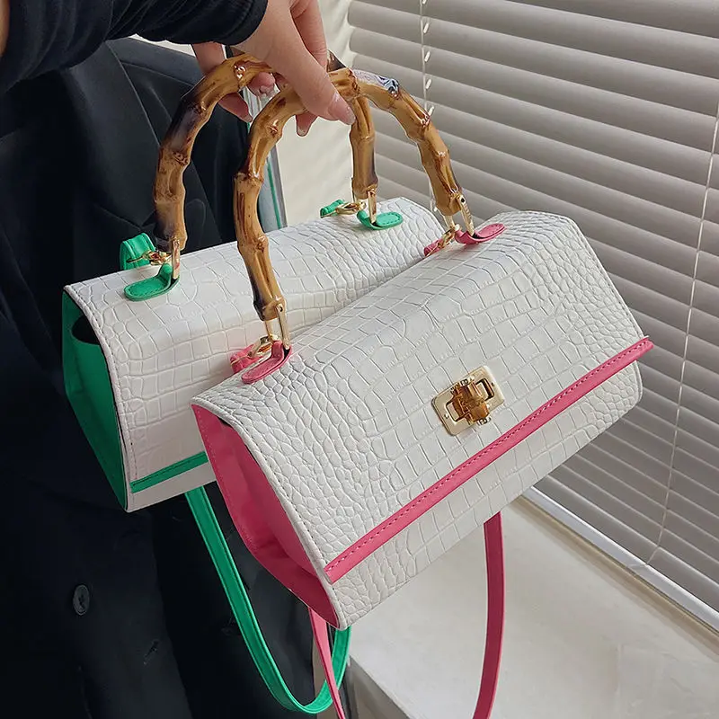 2023 Trendy Womens Pink Handbag: Small Square Crossbody With Chain Strap,  Single Shoulder Sticker, And Picture Code 5631 From Fornecklace, $16.92 |  DHgate.Com