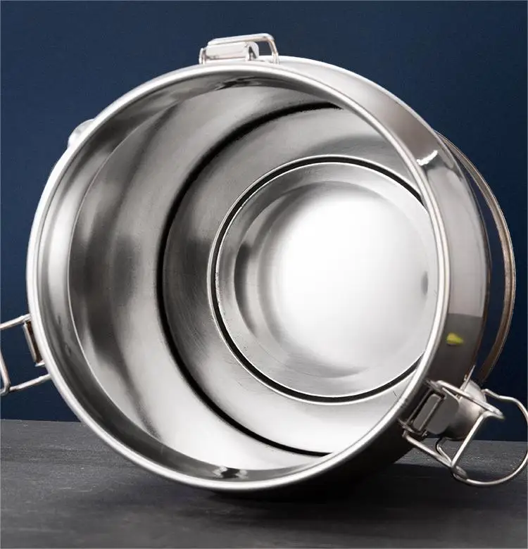 New Arrival Container with Buckle Dustproof Moisture-proof Stainless Steel sealed Pet Food Storage Container