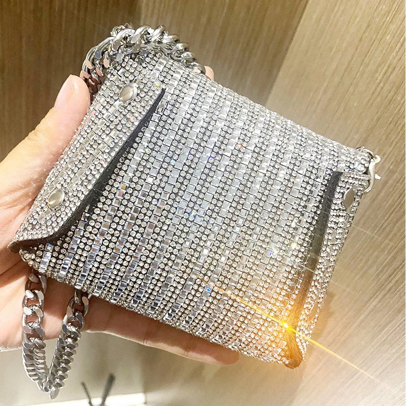 SILVER BEADED MINI バッグ Silver Handbag With Glitter Diamonds | Azazie