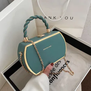 2023 New Square Chain Handbag Simple and Fashionable One Shoulder Crossbody Bag Women Bags Designer