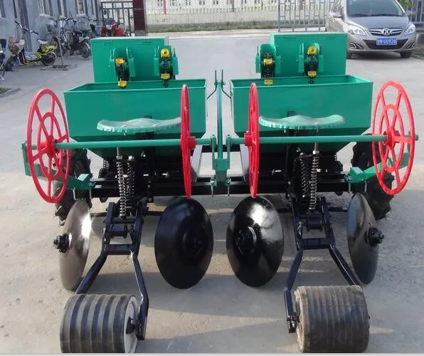Fertilizing Potato Planter 3 Point Hitch Mini Tractor 4 Rows Garlic Planter for 30-60hp Tractor