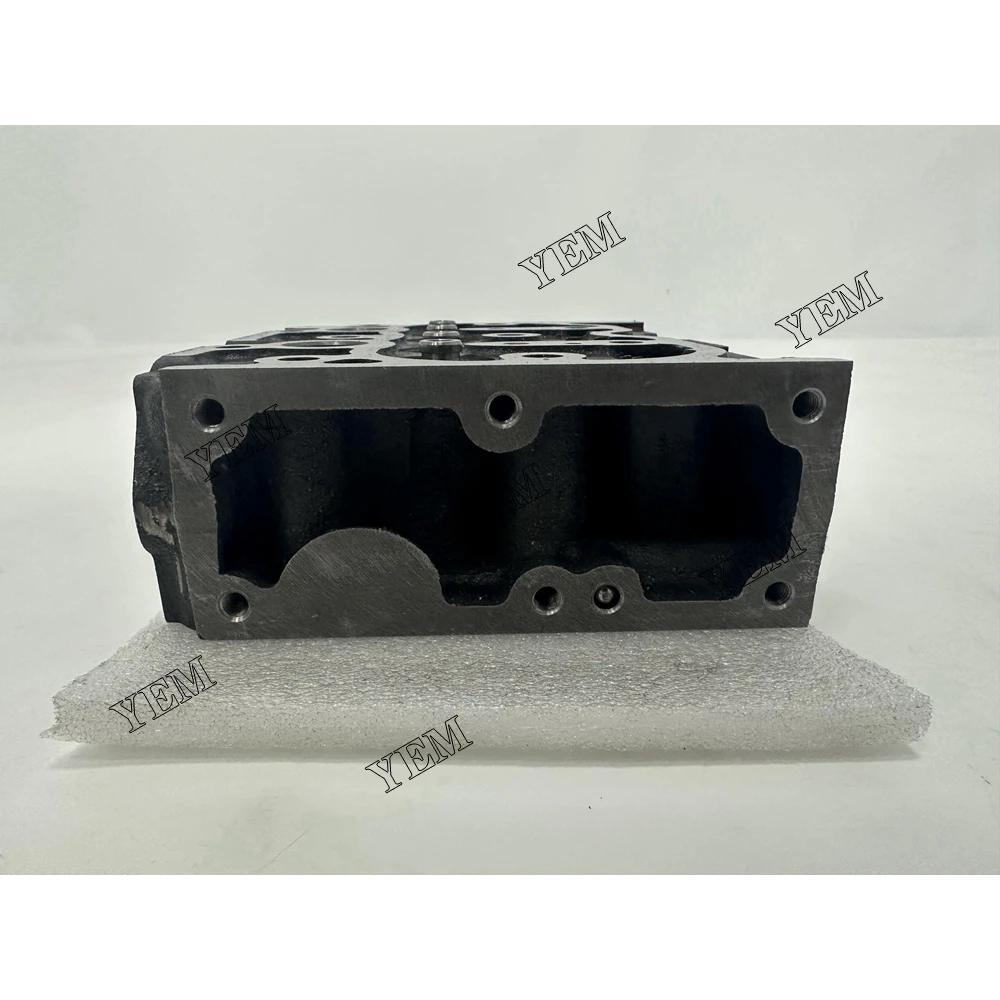 For Kubota Z750 Cylinder Head Heavy Equipment Engine Parts 4